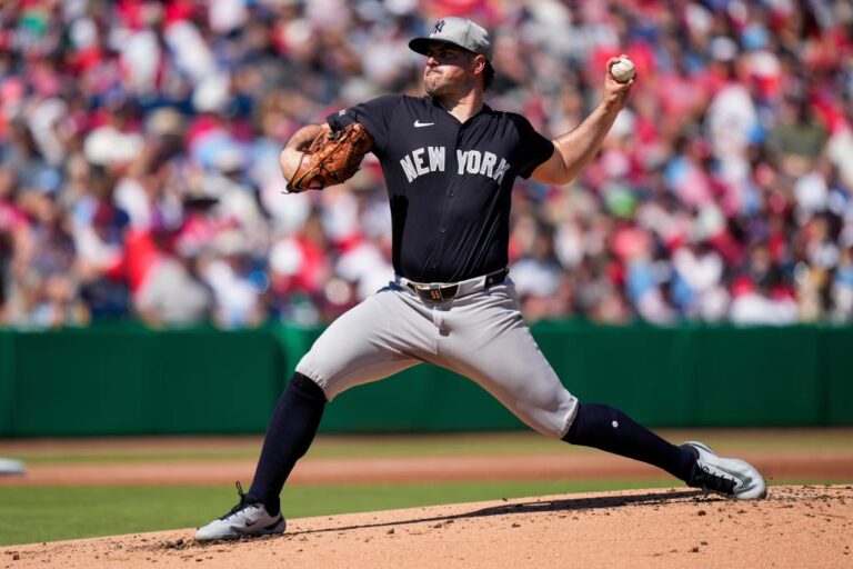 new-york-yankees-starting-pitcher-99366649.jpg