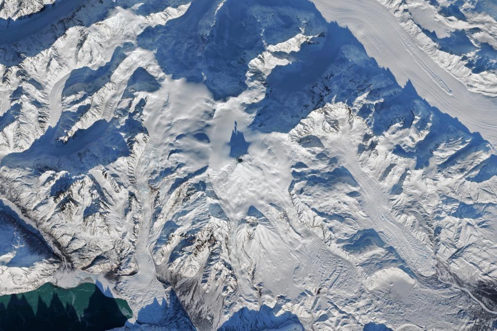 satellite-view-mount-spurr-alaska-100360853.jpg